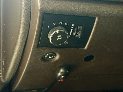 Used 2014 Jeep Grand Cherokee Summit image 11