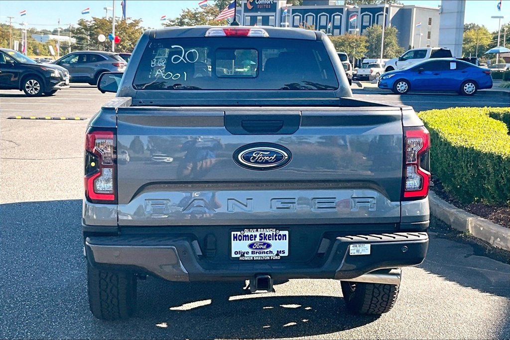 New 2026 Ford Ranger Lariat w/ FX4 Off-Road Package AWD/4WD image 4