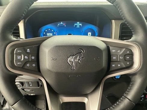 New 2025 Ford Bronco Outer Banks image 38