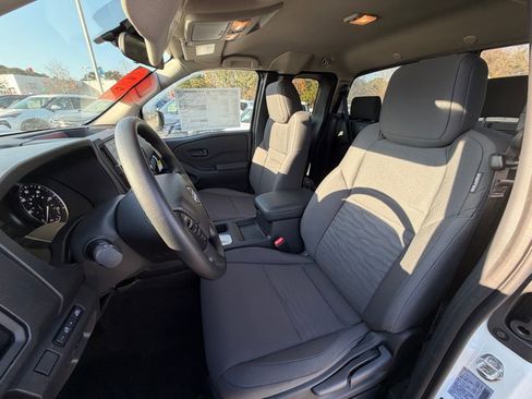New 2026 Nissan Frontier S image 11