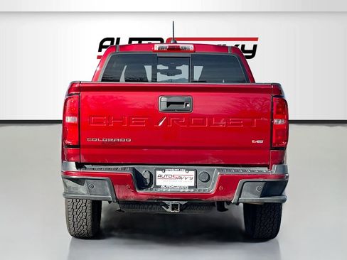 Used 2021 Chevrolet Colorado Z71 AWD/4WD image 6