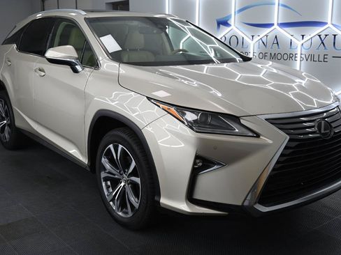 Used 2017 Lexus RX 350 FWD w/ Premium Package image 5