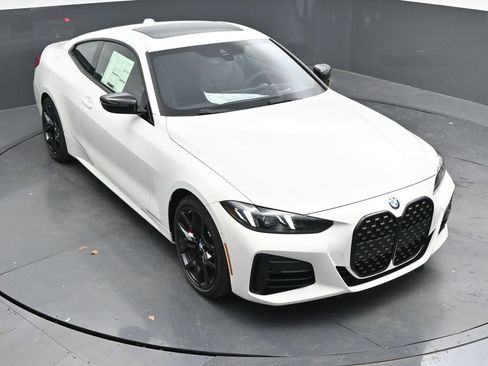 New 2026 BMW 430i Coupe w/ M Sport Package image 33