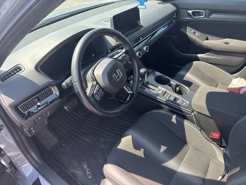 Used 2023 Honda Civic Sport image 22