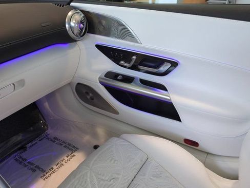 New 2026 Mercedes-Benz Maybach SL 680 image 16