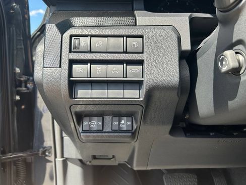 Used 2025 Toyota 4Runner Limited w/ Tow Technology Package AWD/4WD image 19