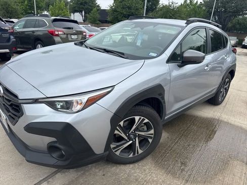 Used 2024 Subaru Crosstrek 2.0i Premium AWD/4WD image 6