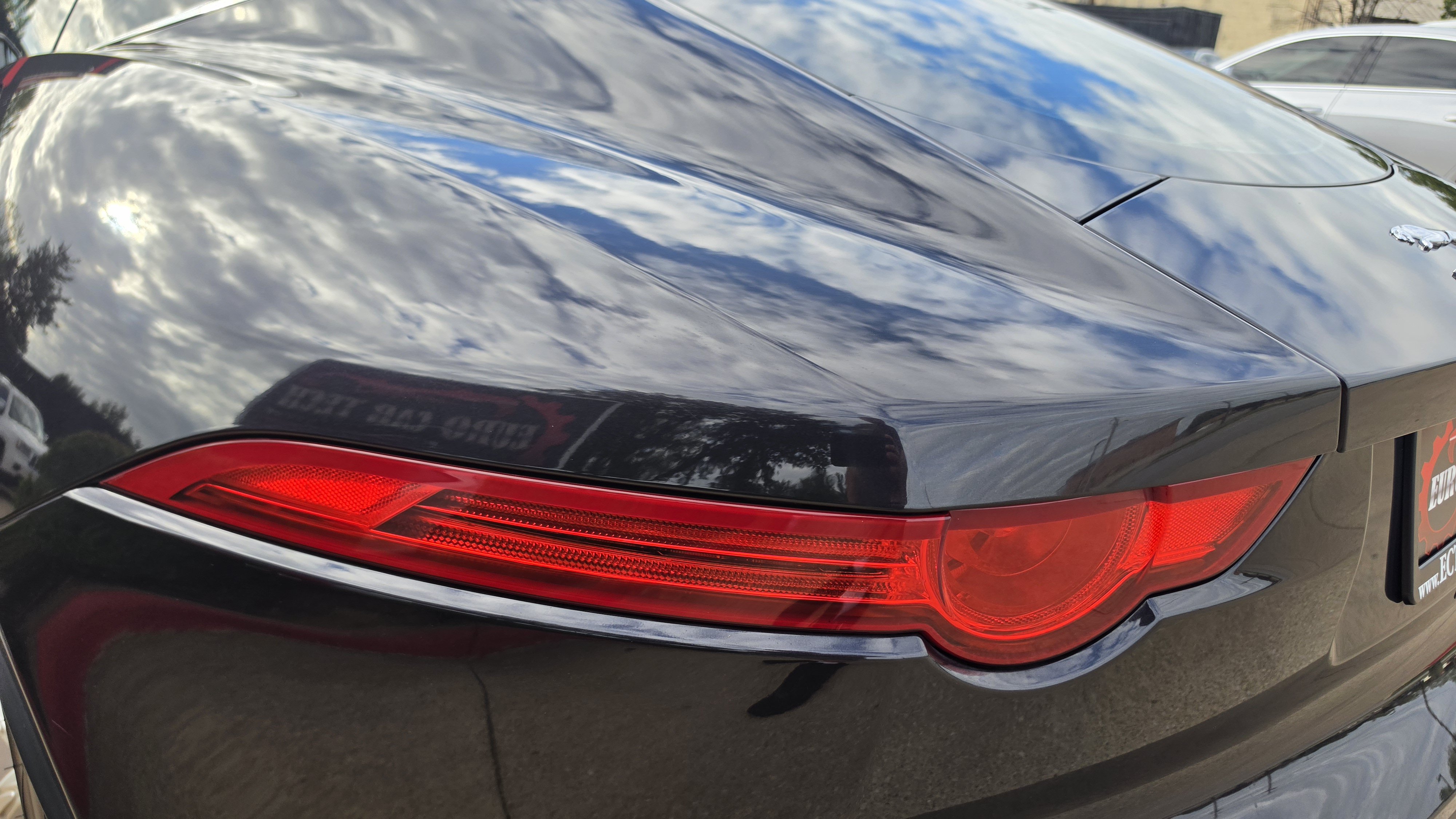 Used 2016 Jaguar F-TYPE Coupe RWD image 10
