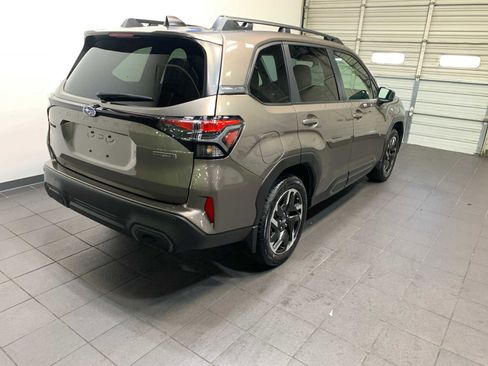 New 2025 Subaru Forester Limited image 3
