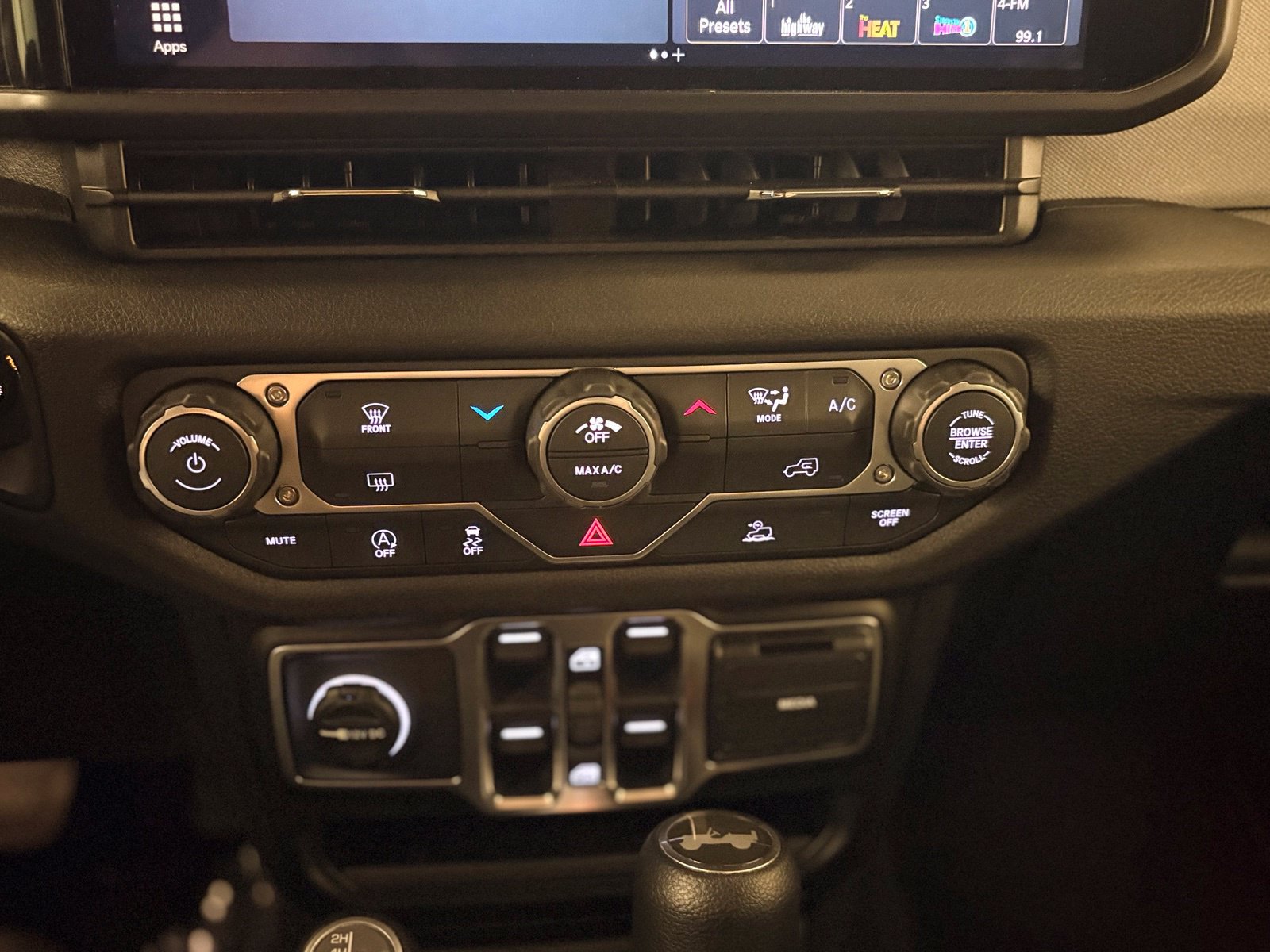 Used 2026 Jeep Wrangler Unlimited Sport AWD/4WD image 13