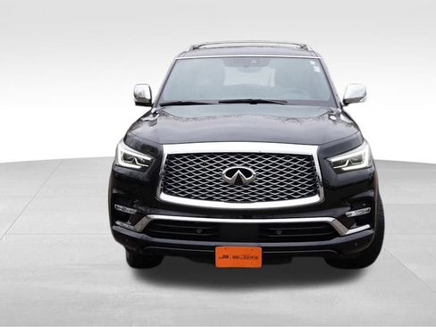 Used 2023 INFINITI QX80 Sensory w/ All-Season Package image 12