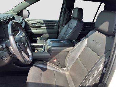 Used 2022 GMC Yukon Denali AWD/4WD image 12