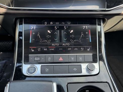 Used 2023 Audi Q8 Premium Plus w/ Premium Plus Package AWD/4WD image 22