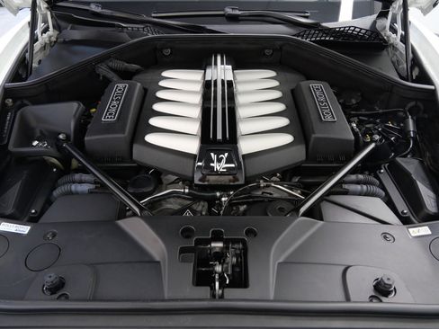 Used 2013 Rolls-Royce Ghost -Rear Theatre Configuration, S image 12