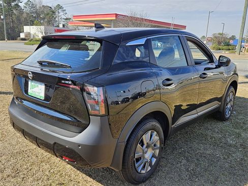 New 2026 Nissan Kicks S image 7