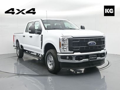 New 2026 Ford F250 XL w/ FX4 Off-Road Package