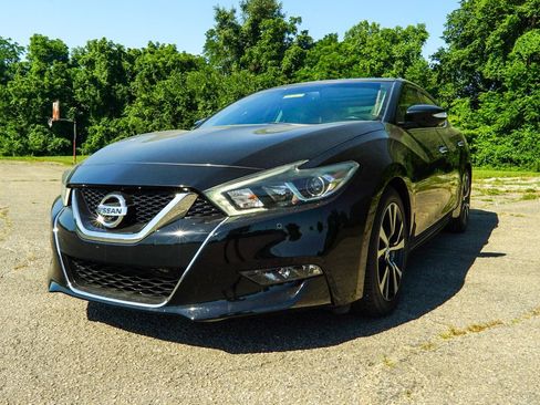 Used 2018 Nissan Maxima Platinum FWD image 6