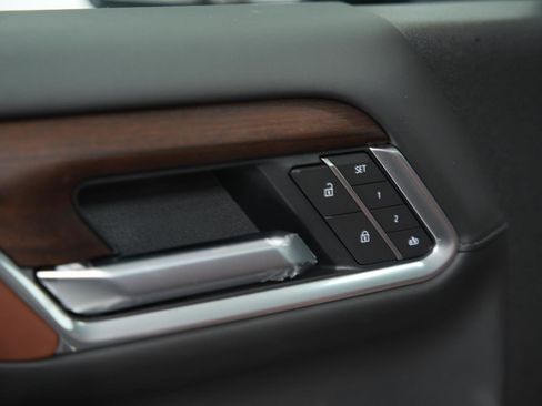 New 2026 GMC Sierra 2500 Denali Ultimate image 23