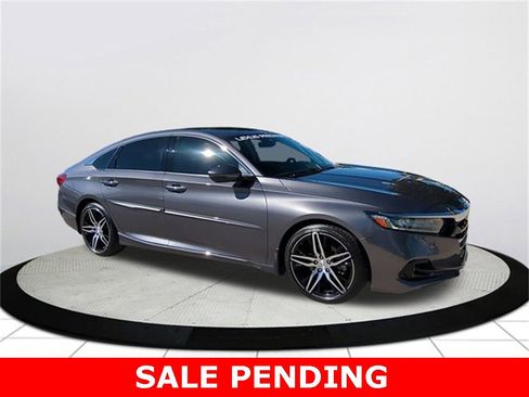 Used 2021 Honda Accord Touring image 1