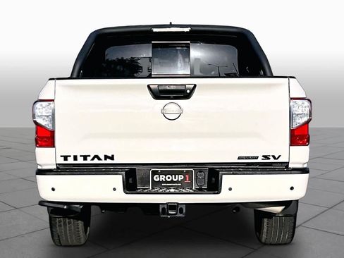 Certified 2023 Nissan Titan SV w/ SV Convenience Package RWD image 5