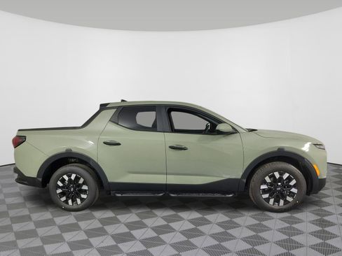 New 2025 Hyundai Santa Cruz SE image 2