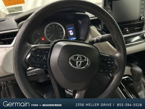Used 2022 Toyota Corolla LE image 17
