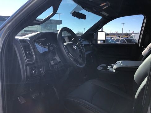 New 2024 RAM 2500 Tradesman w/ Snow Chief Group image 7