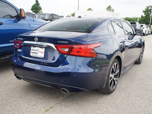 Used 2018 Nissan Maxima Platinum w/ Interior Lighting Package FWD image 5