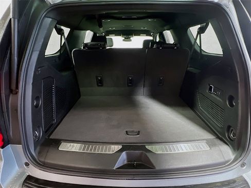 Used 2025 GMC Yukon XL Denali image 22
