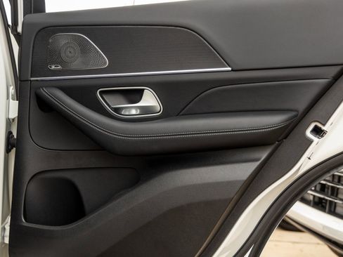 Used 2025 Mercedes-Benz GLE 450 GLE 450 image 35