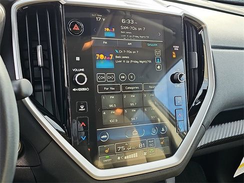 Used 2023 Subaru Ascent Premium w/ Convenience Package image 18