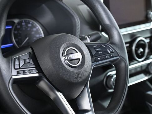 Certified 2025 Nissan Sentra SV image 13