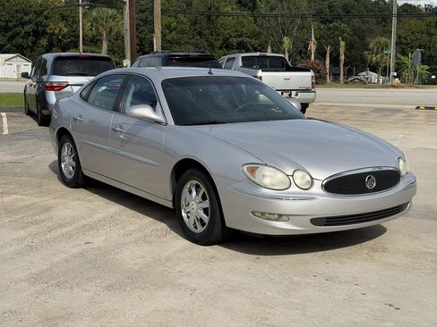 Used 2005 Buick LaCrosse CXL w/ Chrome Appearance Package FWD image 1