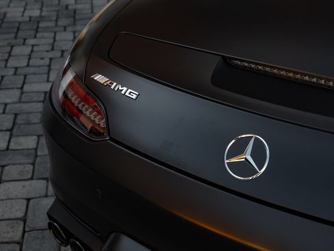 Used 2021 Mercedes-Benz AMG GT Roadster w/ AMG Stealth Edition image 36