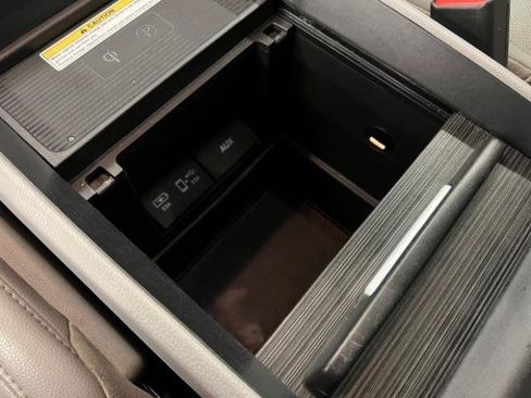 Used 2019 Honda Odyssey Elite image 23