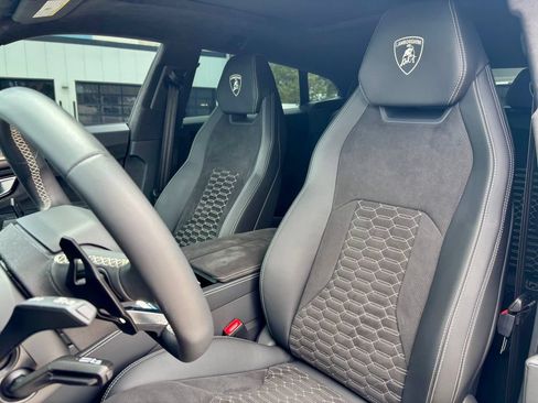 Used 2024 Lamborghini Urus S AWD/4WD image 19