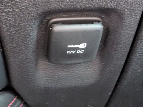 Used 2022 Dodge Durango R/T w/ Blacktop Package AWD/4WD image 33