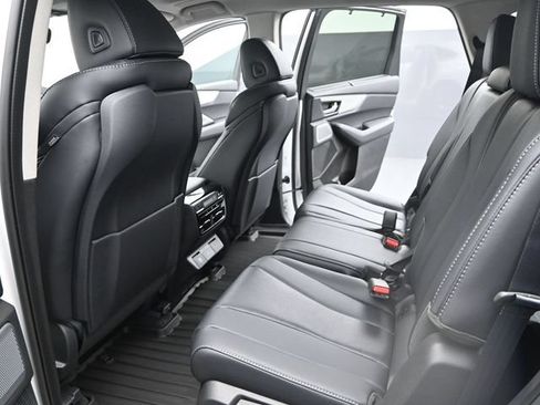 Used 2026 Acura MDX FWD w/ Technology Package image 12