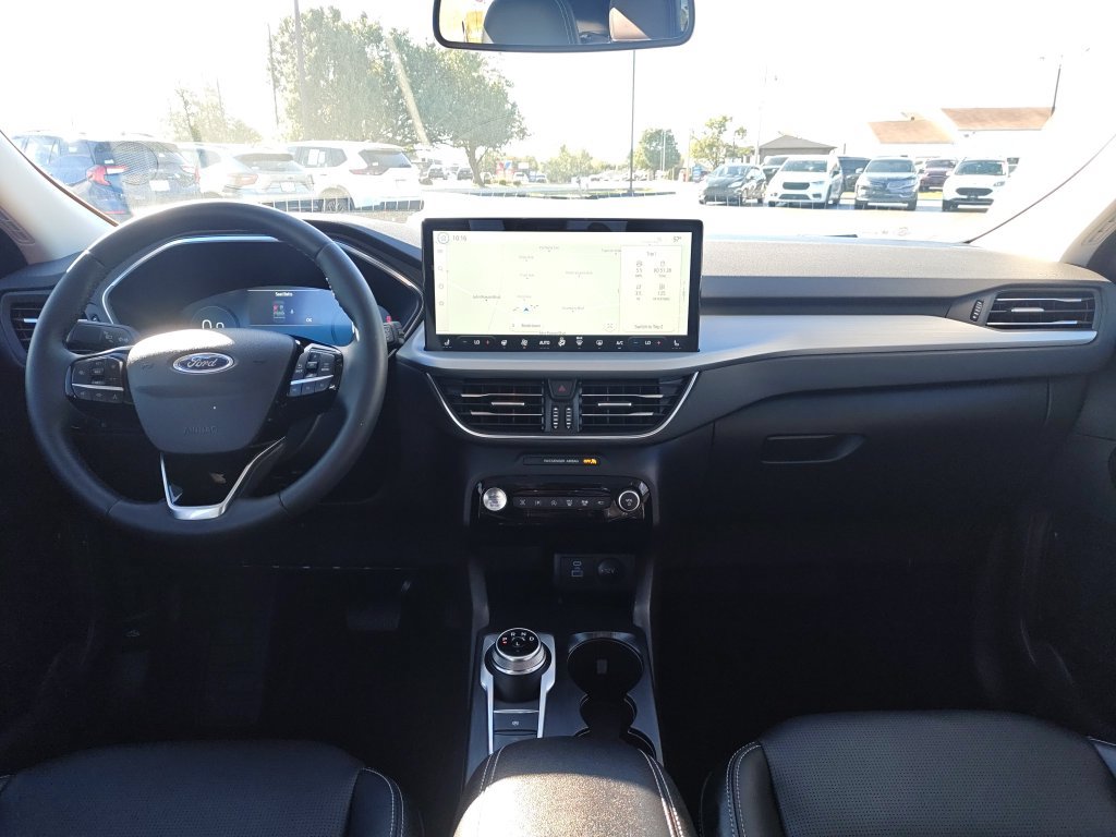 Used 2023 Ford Escape Platinum AWD/4WD image 15