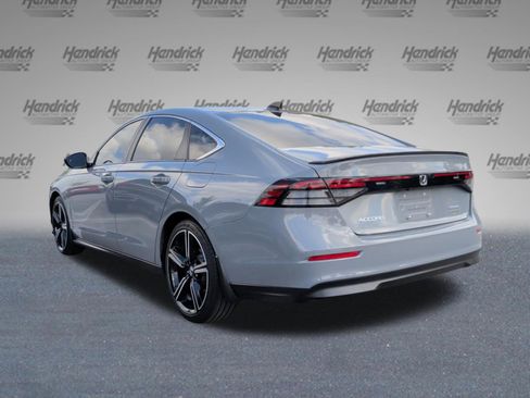 Used 2023 Honda Accord Sport image 9