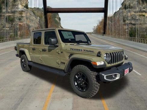 New 2025 Jeep Gladiator Sport AWD/4WD image 1