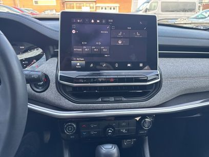 Used 2023 Jeep Compass Latitude