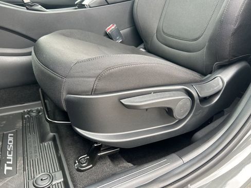 New 2026 Hyundai Tucson SE image 11