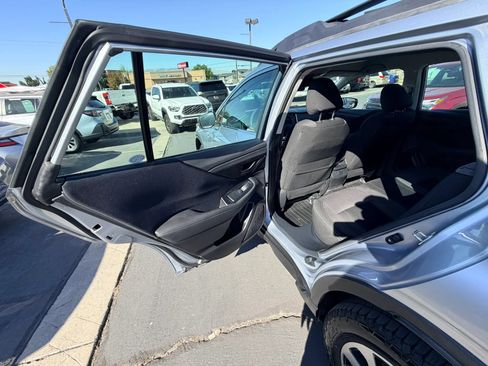 Used 2020 Subaru Outback AWD/4WD image 18