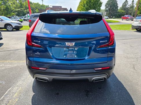 Used 2019 Cadillac XT4 Premium Luxury FWD image 4