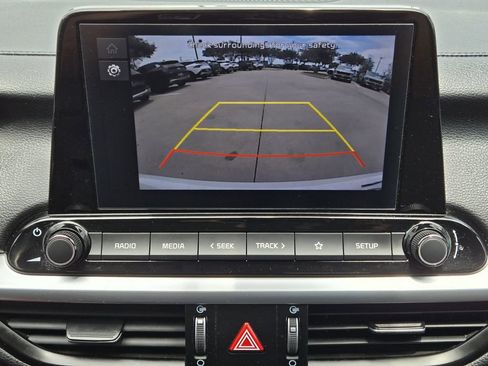 Certified 2023 Kia Forte LXS FWD image 7