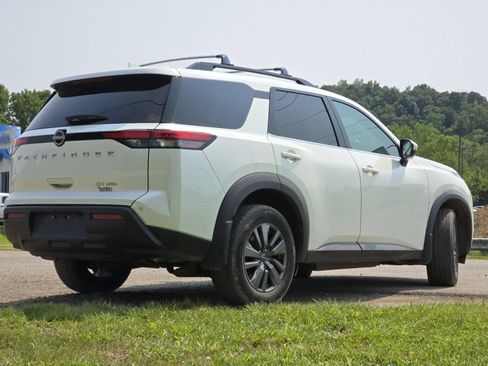 Certified 2024 Nissan Pathfinder SV AWD/4WD image 20