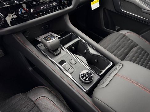 New 2026 Nissan Pathfinder SV image 30