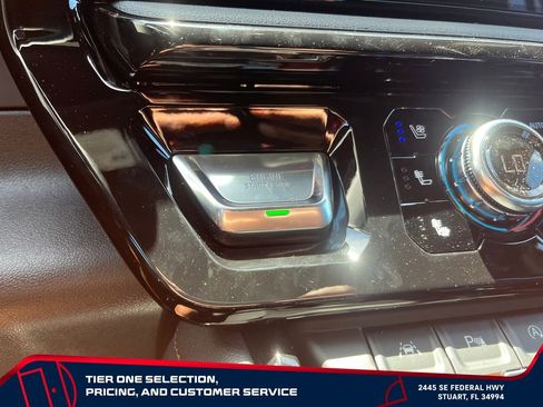 New 2026 GMC Sierra 1500 AT4 w/ AT4 Premium Package AWD/4WD image 28