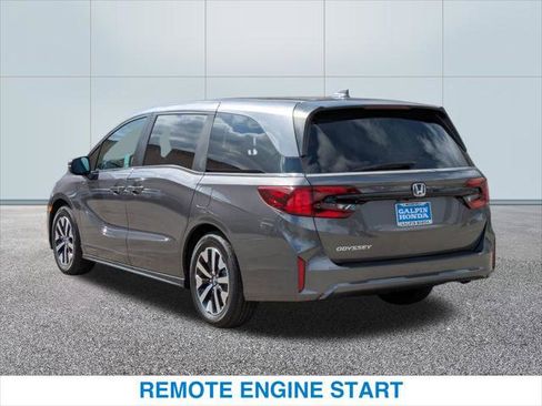 Certified 2026 Honda Odyssey EX-L image 9